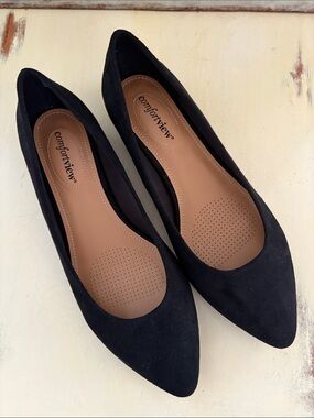 Comfortview Linda Women's Black Faux suede Pointed Toe Flats Size 10W NWOT
